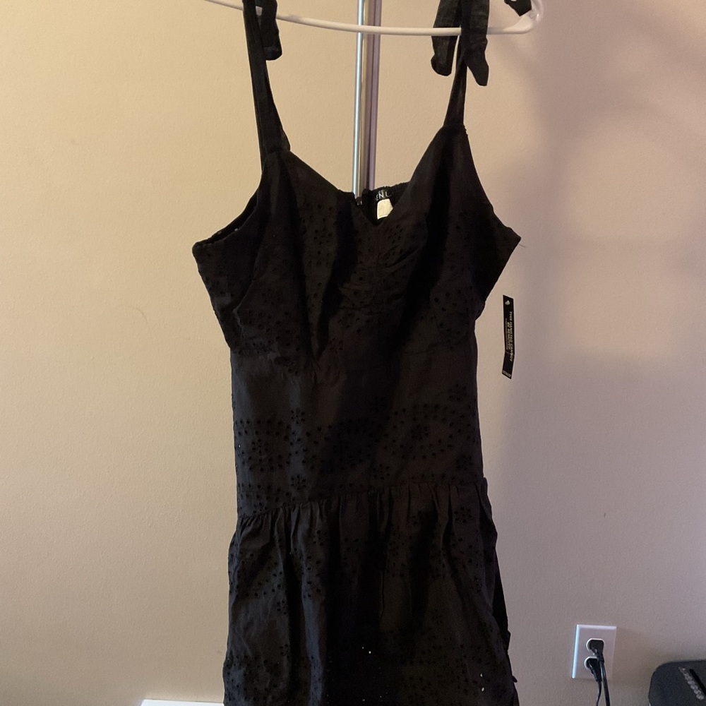 VENUS Black Textured Top